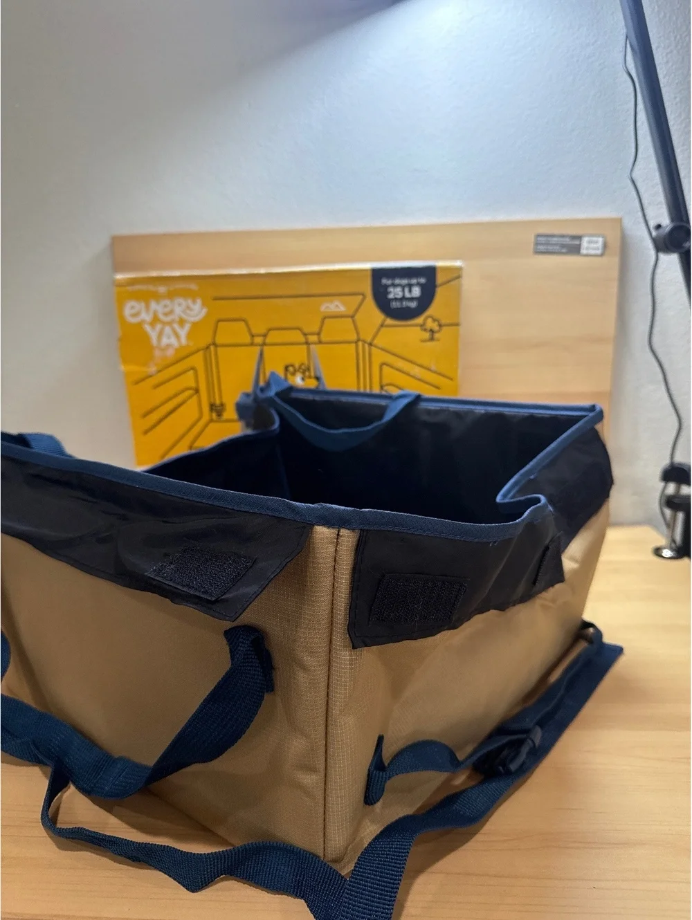 Road Trippin' Car Booster Seat - For 25lb pets